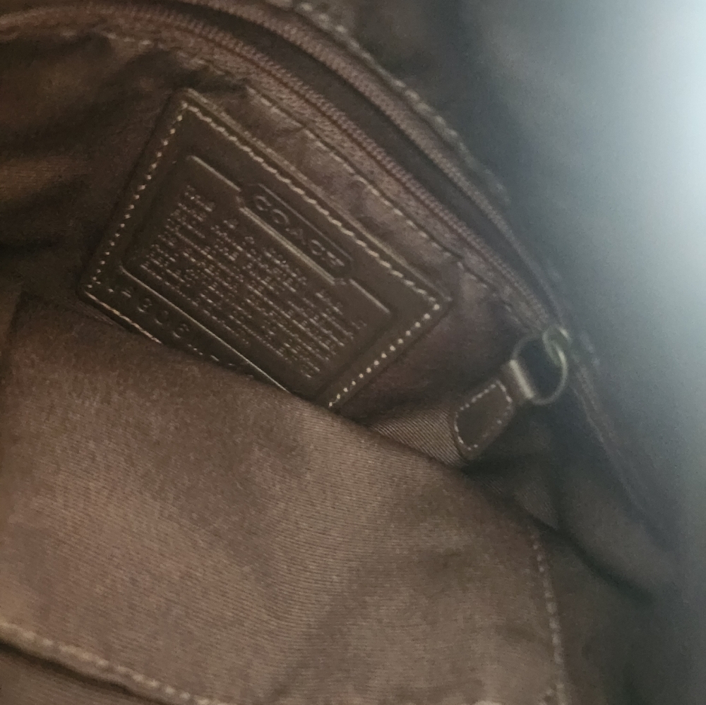 Authentic Coach purse - Picture 3 of 7
